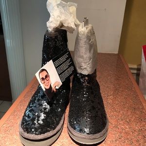 Joan Boyce for shoes size 9